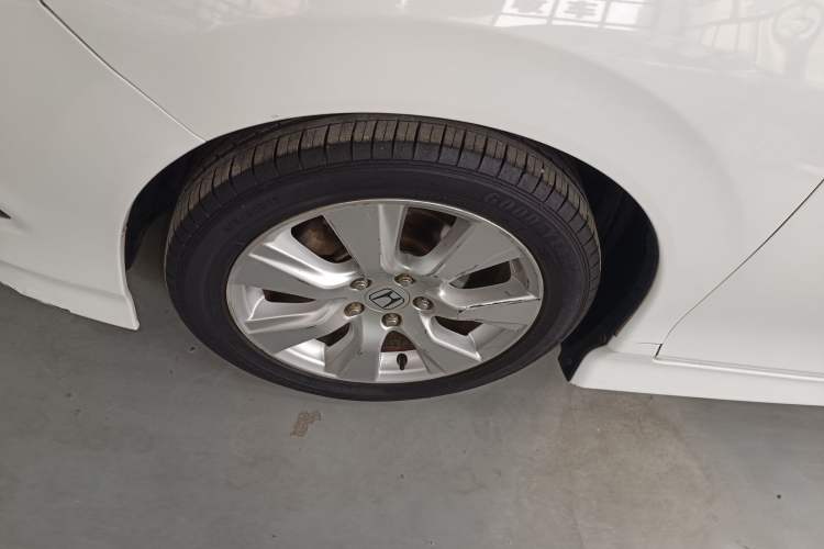 Used Honda Jade 2014 1.8L Automatic Comfort Elite Version 5 Seats