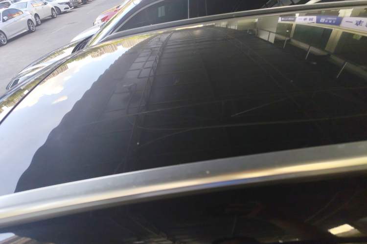 Used Wey VV5 2019 1.5T Two-Wheel Drive Color Pioneer
