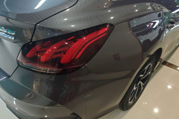 Used MG 5 2023 180 DVVT CVT Fashion Edition
