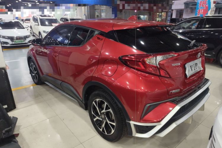 Used Toyota C-HR 2018 2.0L CoolRun Leading Edition with Sunroof China VI Standard

