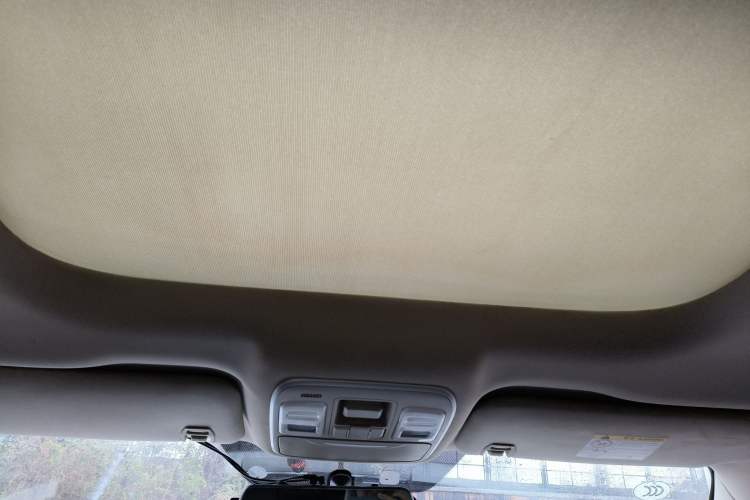 Used Geely Auto Emgrand X7 Sport 2018 1.8TD Automatic Two-Wheel Drive Zhiya Model
