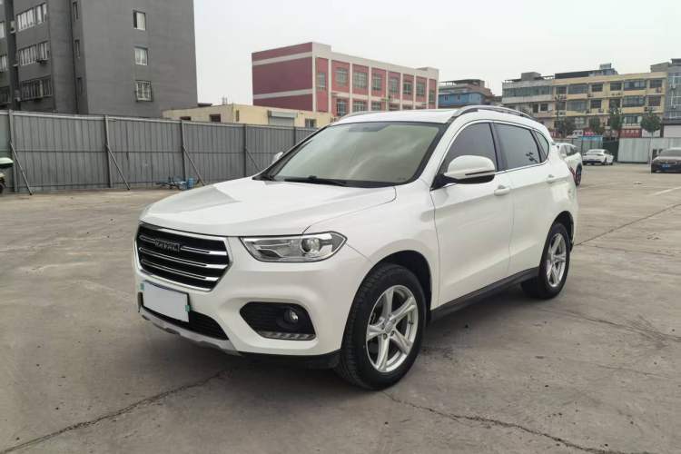 Used Haval H2 2018 1.5T Dual-Clutch Two-Wheel Drive Fashion Model China VI Standard
