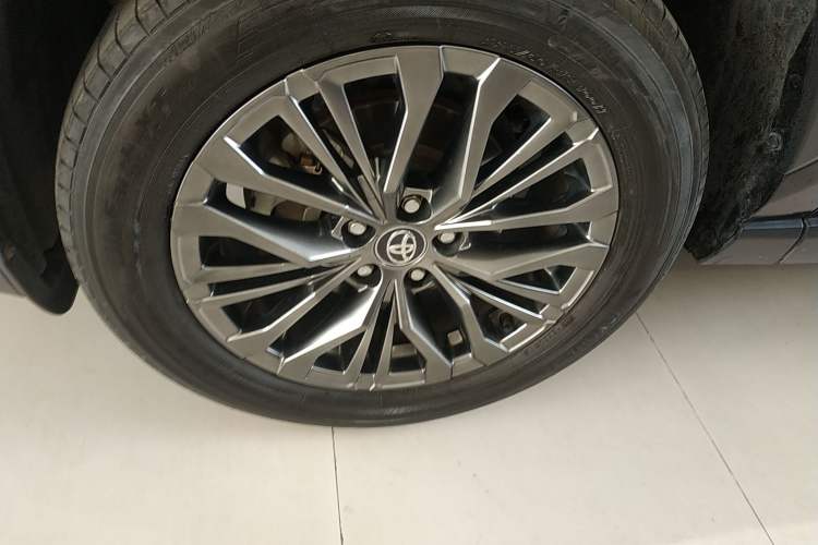 Used Toyota Wildlander 2023 2.0L CVT Four-Wheel Drive Luxury PLUS Edition
