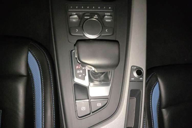 Used Audi A4L 2017 Plus 40 TFSI Ambition Model