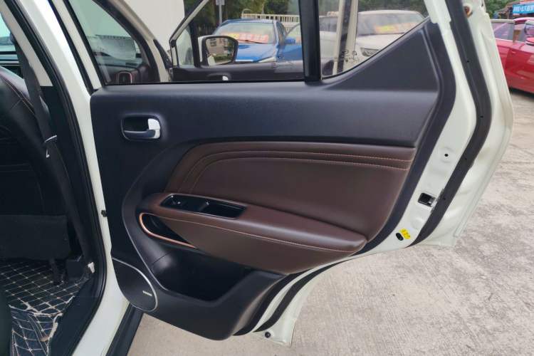 Used GAC Trumpchi GS3 2017 150N Manual Elite Edition
