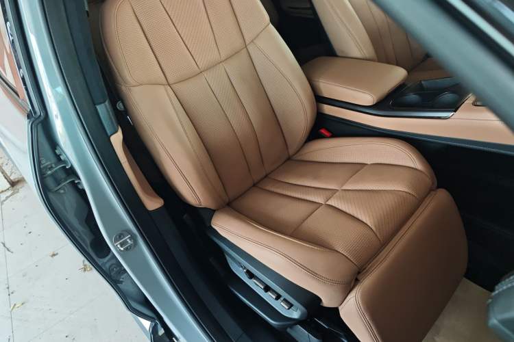 Used Nio ES8 2020 415 km Signature Edition 6-Seater Version
