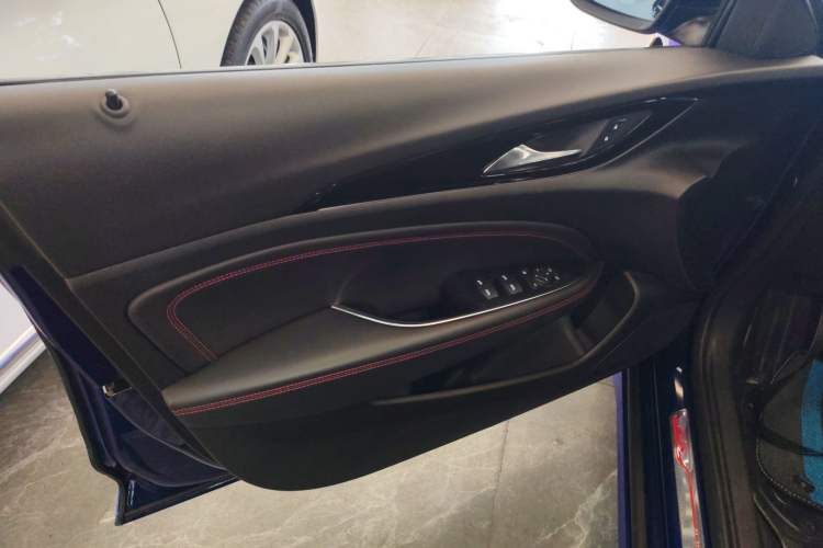 Used Buick Regal 2020 GS 28T Elite Model
