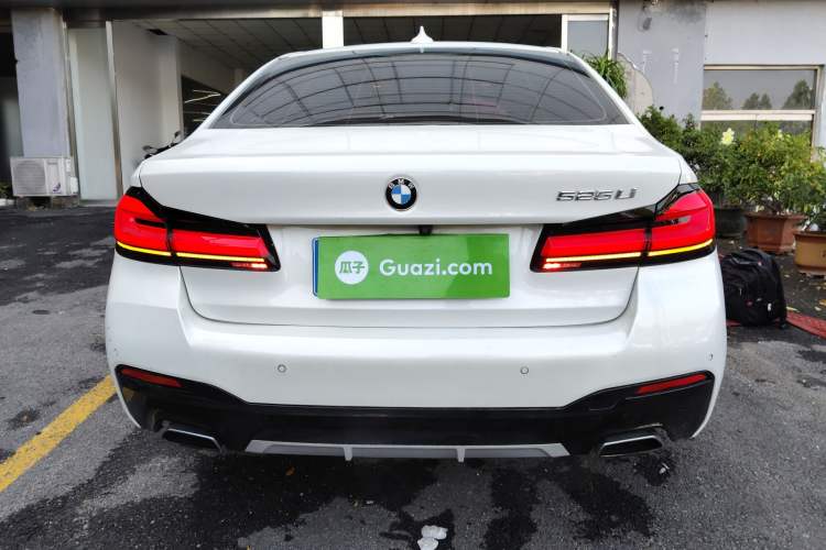 Used BMW 5 Series 2018 525Li Luxury Package
