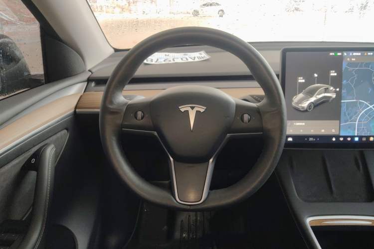 Used Tesla Model Y 2021 Long-Range All-Wheel-Drive Version 3D7