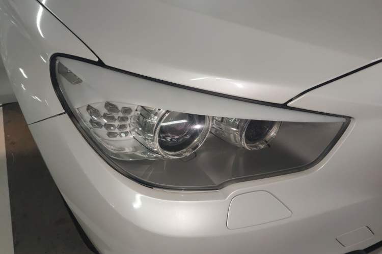 Used BMW 5 Series GT 2014 528i Leading Model