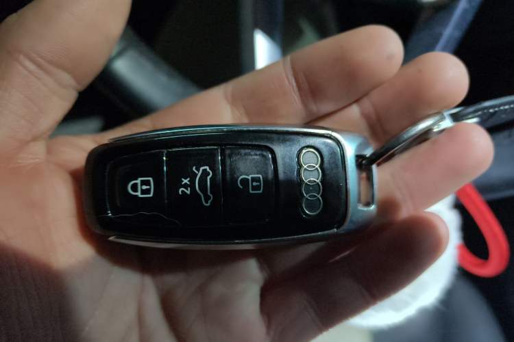 Used Audi Q7 2021 55 TFSI quattro S line Sport model
