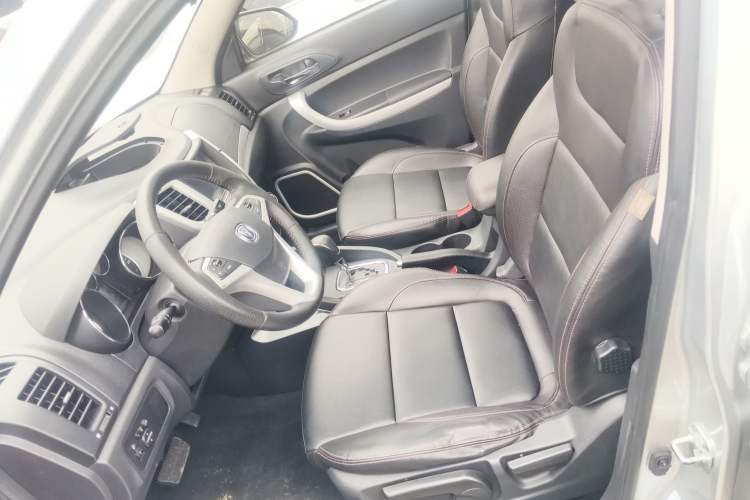 Used Changan CS35 2015 1.6L Automatic Luxury Model China IV Standard
