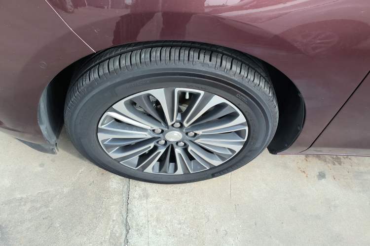 Used Buick GL8 2022 ES Land Cruiser 653T Luxury Model
