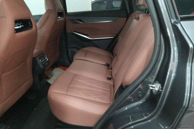 Used Changan CS75 PLUS 2024 3rd Generation Champion Edition 1.5T Intelligent Drive Dynamic Model
