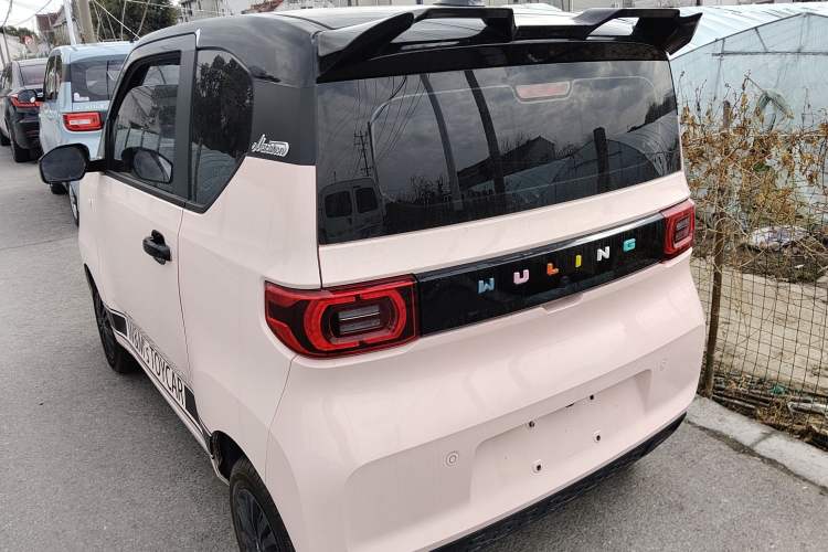 Used Wuling Hongguang MINIEV 2022 Macaron Premium Model – Lithium Iron Phosphate