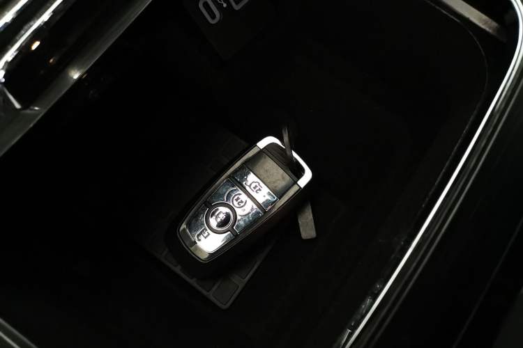 Used Lincoln Nautilus 2021 2.0T Four-Wheel Drive Luxury Edition