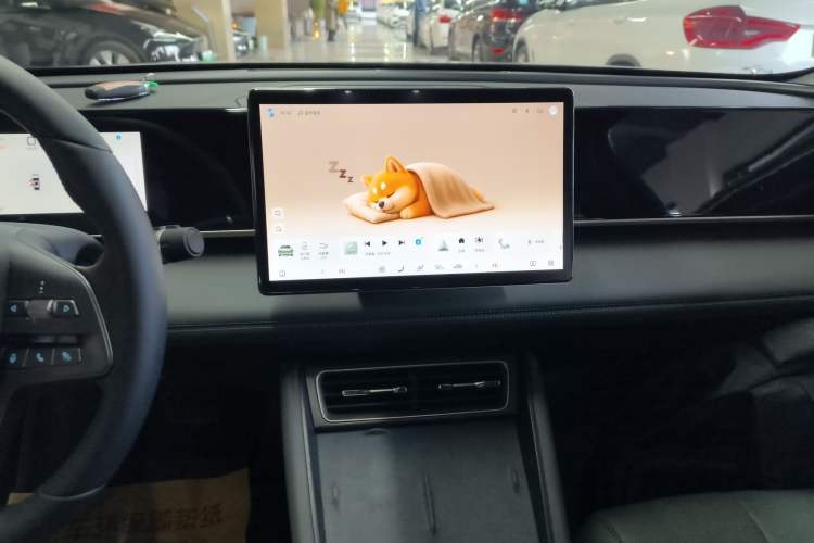 Used BYD Qin L 2025 DM-i Smart Drive 120KM Superior Model
