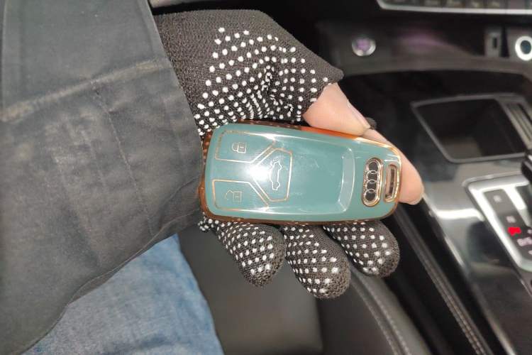 Used Audi Q5L 2022 40T Luxury Dynamic Model
