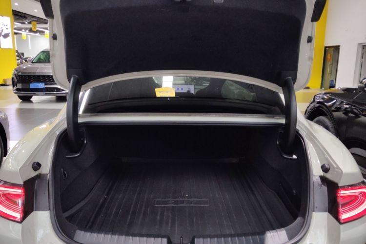 Used Xiaomi Auto SU7 2024 Rear-Drive Long-Range Intelligent Driving Version