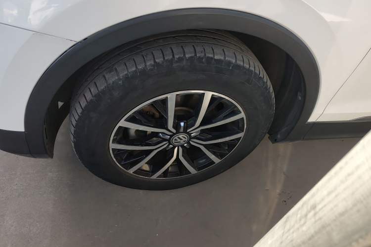 Used Volkswagen Tiguan L 2018 Facelift 330TSI Automatic Two-Wheel Drive Luxury Edition