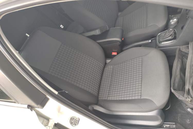 Used Volkswagen Polo 2018 1.5L Automatic Enjoyment Model
