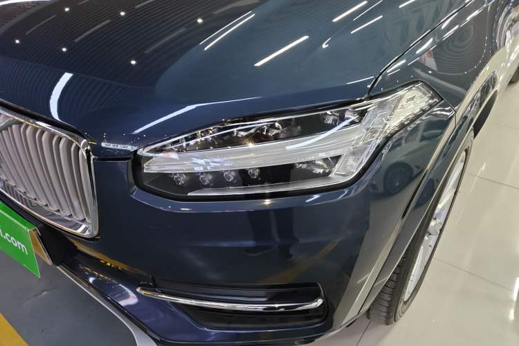 Used Volvo XC90 2019 T6 Zhiyi Edition 7-Seater China VI Standard