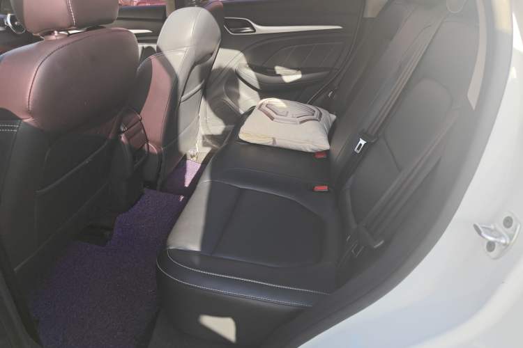 Used MG ZS 2018 1.5L Automatic Luxury Edition China V Standard