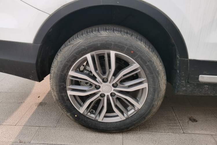 Used Farizon FX 2021 1.8T Smart Connect 5-Seater
