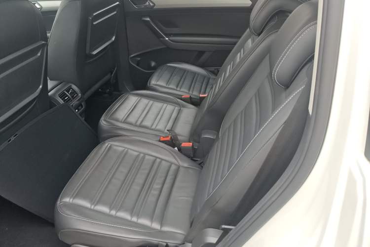 Used Volkswagen Touran 2021 Volkswagen Touran L 280TSI DSG Boundary Edition 7-Seater