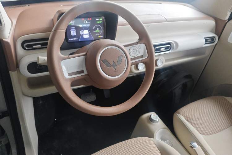 Used Wuling Hongguang MINIEV 2024 3rd Generation 215km Youth Edition