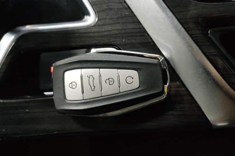 Used Geely Auto Jiajie 2021 1.8TD DCT Luxury Model
