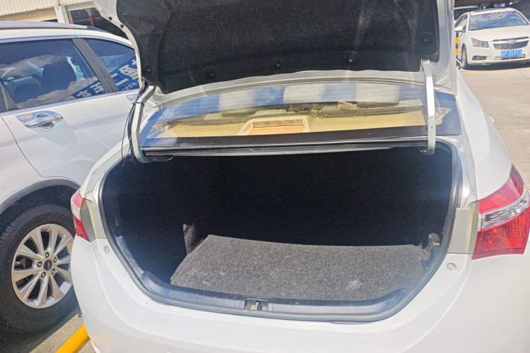 Used Toyota Corolla 2014 1.6L CVT GL
