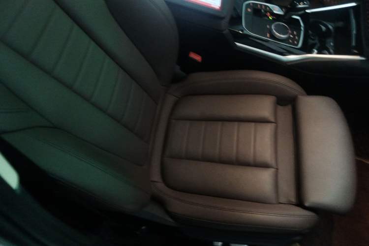 Used BMW 3 Series 2021 Second Facelift 320Li M Sport Package
