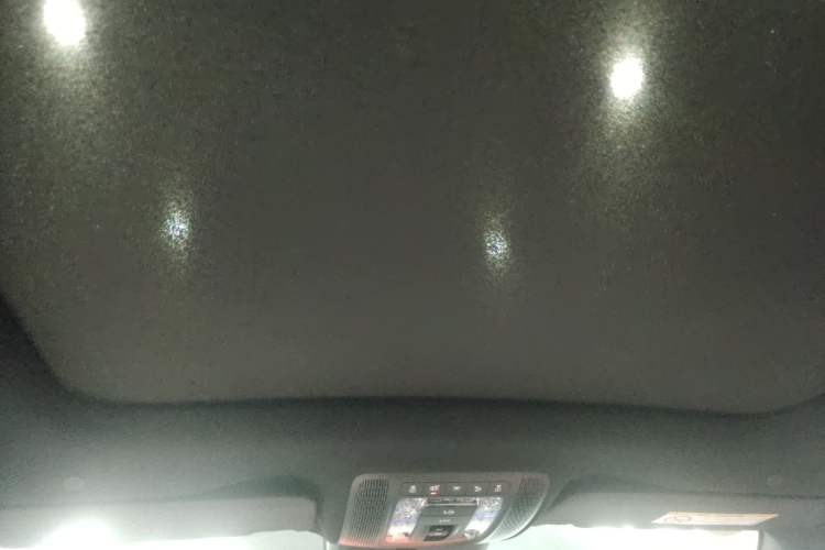 Used Mercedes-Benz A-AMG 2025-Year Restyled AMG A 35 L 4MATIC
