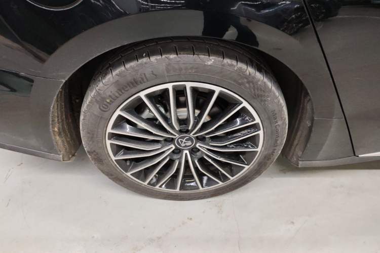 Used BYD Han 2020 EV Long-Range Luxury Model
