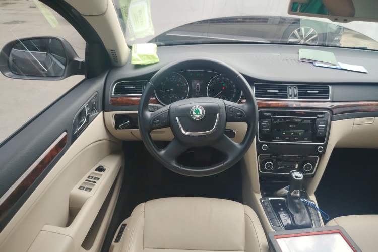 Used Skoda Superb Combi 2014 2.0 TSI Prestige Edition
