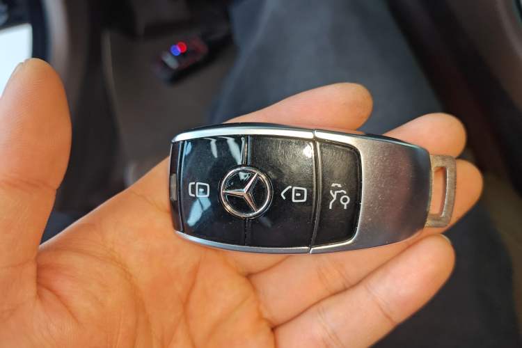Used Mercedes-Benz E-Class 2023 E 260 L
