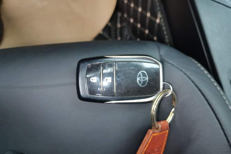 Used Toyota RAV4 2013 2.5L Automatic 4x4 Elite Edition
