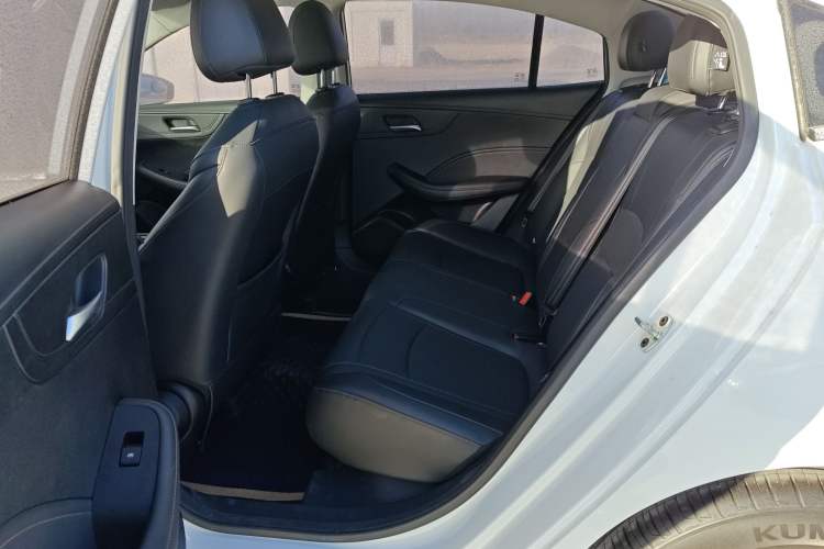 Used Roewe i5 2023 1.5L CVT Luxury Edition