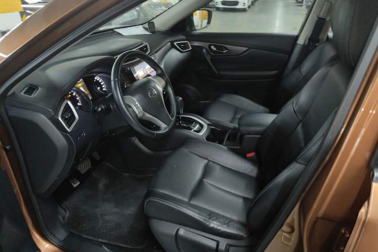 Used Nissan X-Trail 2014 2.0L CVT Comfort Edition 2WD
