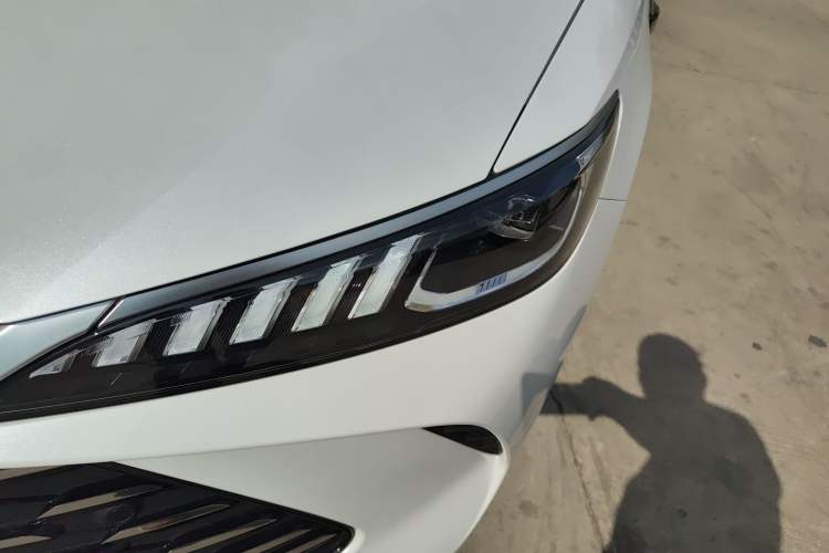 Used BYD Qin PLUS 2025 DM-i Smart Drive 120KM Superior Model