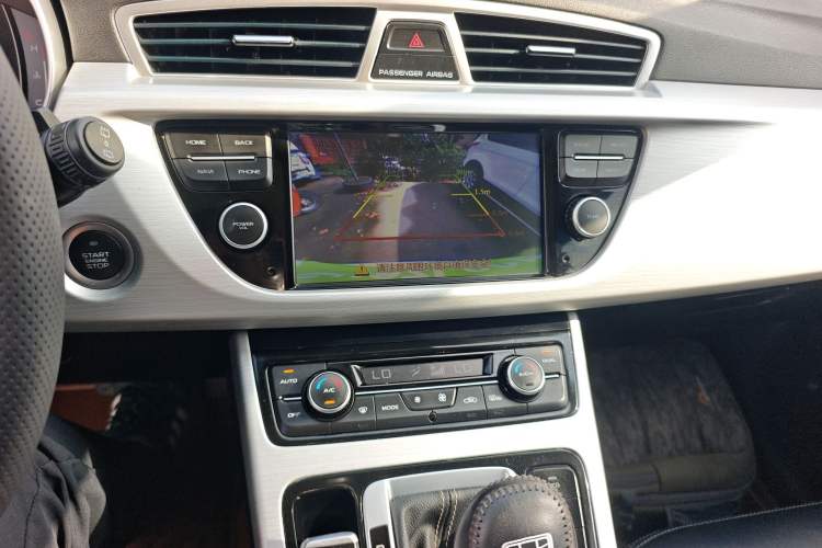 Used Geely Auto Emgrand X7 Sport 2016 1.8TD Automatic Smart Connectivity Version
