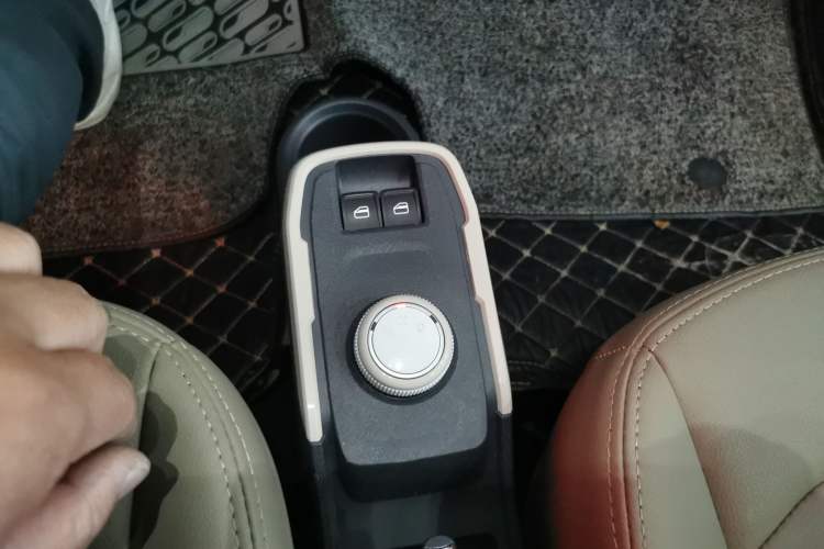 Used Chery QQ Ice Cream 2023 170km Milkshake – Lithium Iron Phosphate
