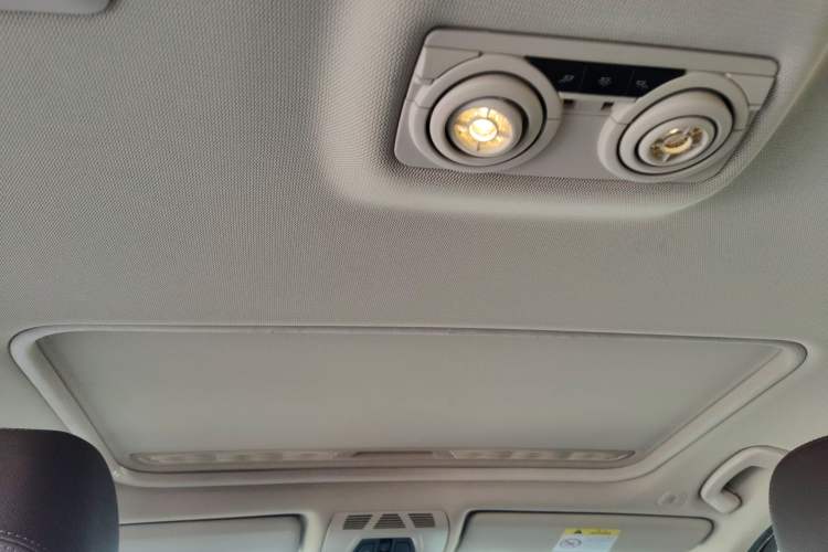 Used BMW 3 Series 2018 320Li Fashion Model
