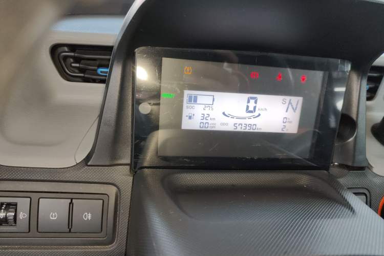 Used Wuling Hongguang MINIEV 2022 Easy Version Lithium Iron Phosphate
