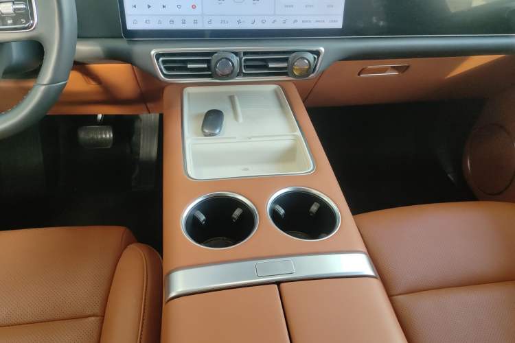 Used Li Auto L7 2023 Air model
