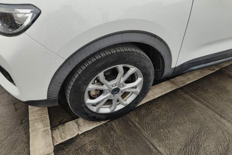 Used Haval H2s 2018 Red-Label 1.5T Dual-Clutch Fashion Edition
