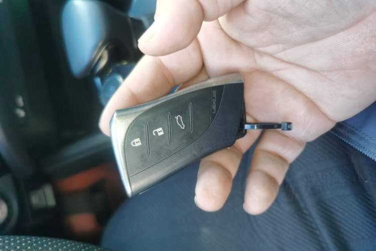 Used Lexus ES 2022 200 Excellence Edition
