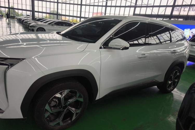 Used Geely Auto FX11 2023 2.0TD DCT Prestige Edition
