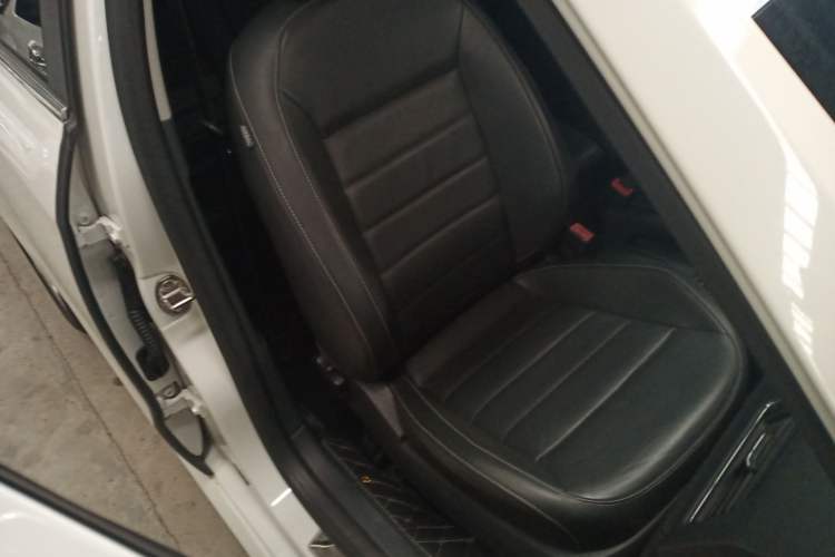 Used Volkswagen Lavida 2017 230TSI DSG Comfort Edition
